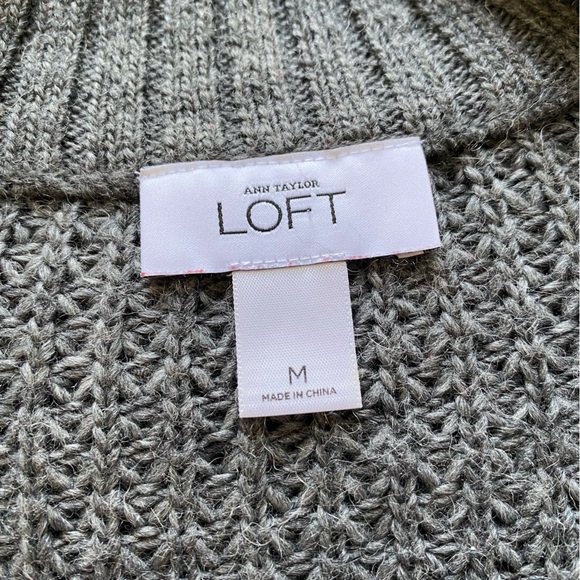 Ann Taylor LOFT Sweater - Picture 7 of 10